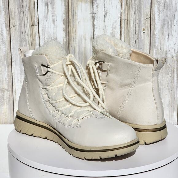 NEW - Cliffs by White Mountain Women's Happiest Lace-Up Booties - Size 9.5 - Picture 5 of 13